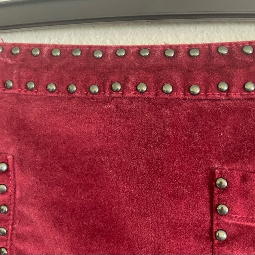 Mossimo Supply Co velvet woman studded skirt size 14 fall mini burgundy autumn - Picture 4 of 10